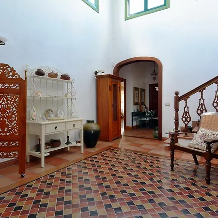 Βίλα Malvasia Stunning Mountain Views *